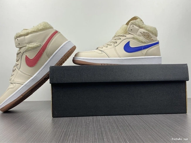 Jordan1 SunProtective 3701 Pearl White Fleece Mid DO2207- 1024